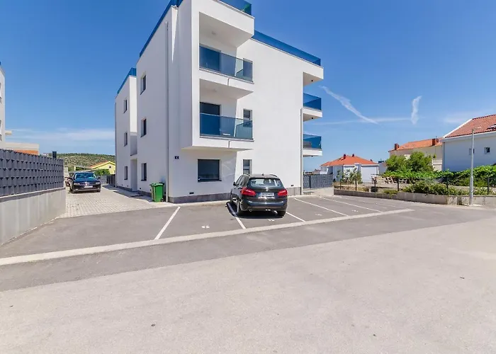 Linda アパート *